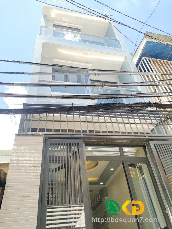 Bán nhà mới đẹp mặt tiền hẻm 500 đường Đoàn Văn Bơ quận 4.